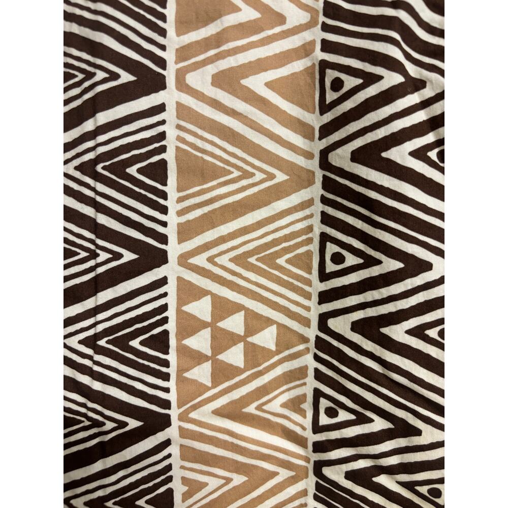 Quiksilver Boys Button Shirt Tribal Geometric Brown Tan Short Sleeve Size 5 New - Picture 4 of 8